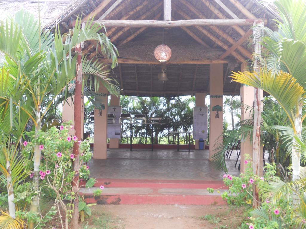 The Peepal Tree, Kabini Begur Bagian luar foto