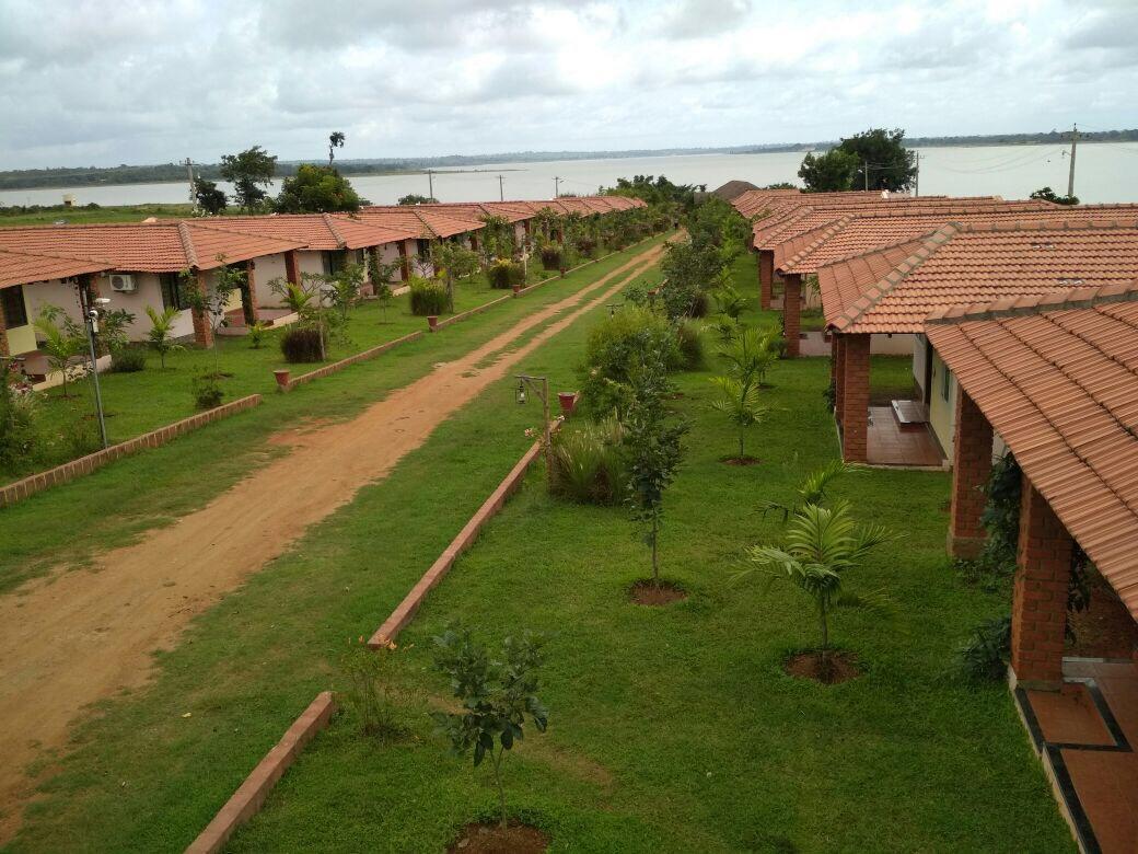 The Peepal Tree, Kabini Begur Bagian luar foto